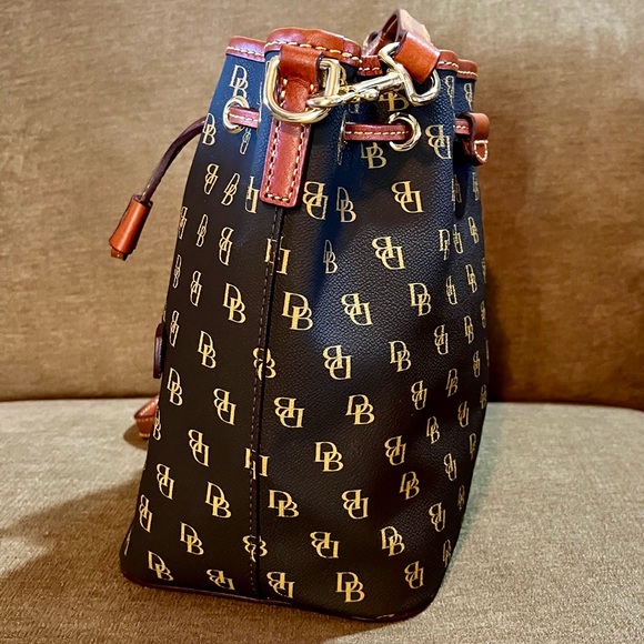 Gretta Small Drawstring Crossbody - Dooney & Bourke - Picture 3 of 7